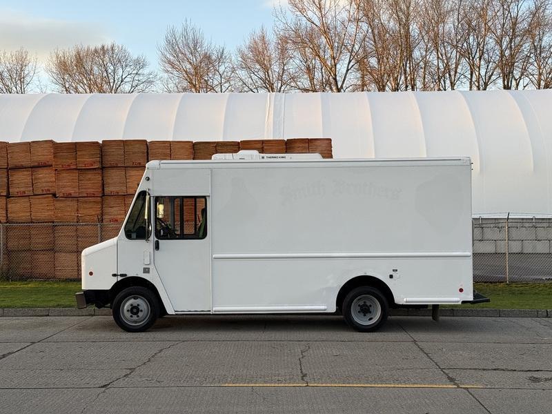 2017 Freightliner M Line MT45 Thermo King Reefer 14 Foot Step Van display photo