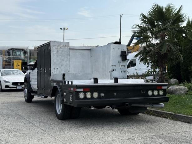 2008 Ford F-450 SD SuperCab Dually Diesel 11-Foot Flat Deck 2WD with Storage Com image 8