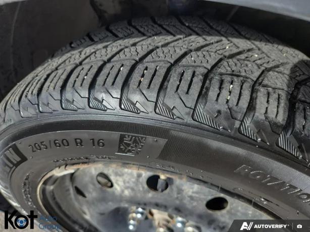 2019 KIA NIRO image 8