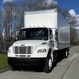 2016 Freightliner M2 106 26 Foot Cube Van Cummins Diesel Air Brakes with Loading thumbnail image 4
