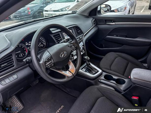 2019 Hyundai Elantra Essential ! POWER OPTIONS! LOW KMS! BLUETOOTH! image 6