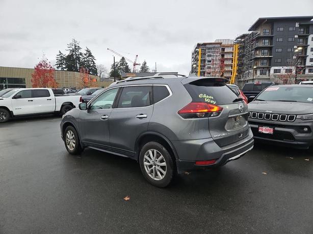 2019 Nissan Rogue S AWD | Heated Seats | Cruise Control! image 4