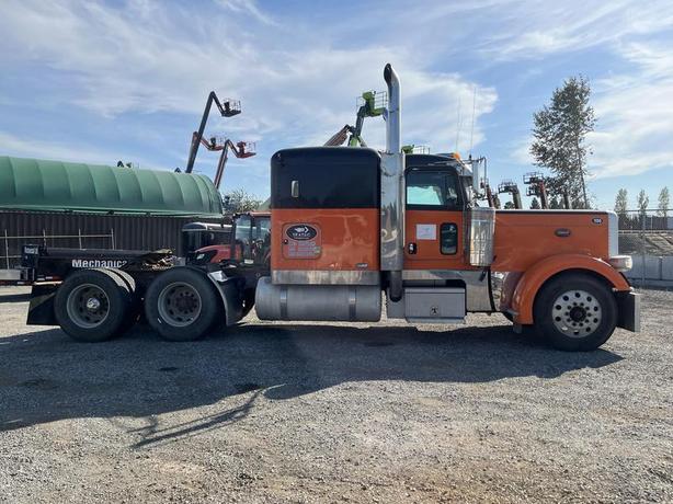 2009 Peterbilt 389 Highway Truck With Air Brakes Cummins Diesel (Needs Work) image 6