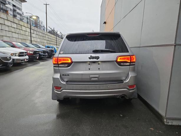 2019 Jeep Grand Cherokee Altitude 4x4 | No Reported Accidents! image 5