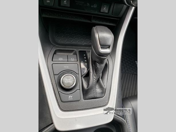 Used 2021 TOYOTA RAV 4 HYBRID ELECTRIC image 8