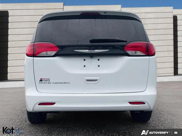 2023 CHRYSLER GRAND CARAVAN image 5