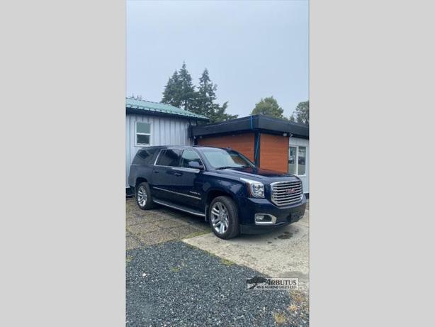 Used 2020 GMC Yukon XL image 2