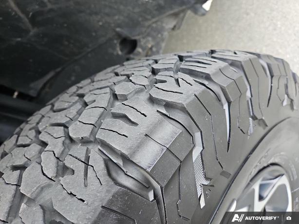 2022 Jeep Wrangler 4xe Unlimited Rubicon 4x4 | No Reported Accidents! image 7