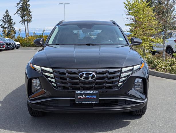 2024 Hyundai Tucson Preferred - AWD, No Accidents, Heated Seats image 3