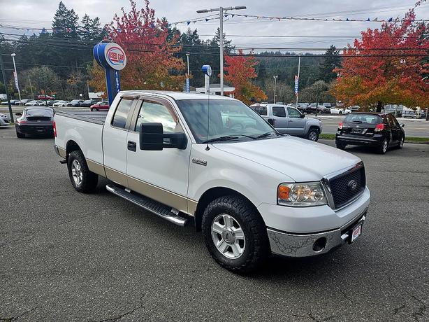 2007 Ford  F-150 XLT image 1