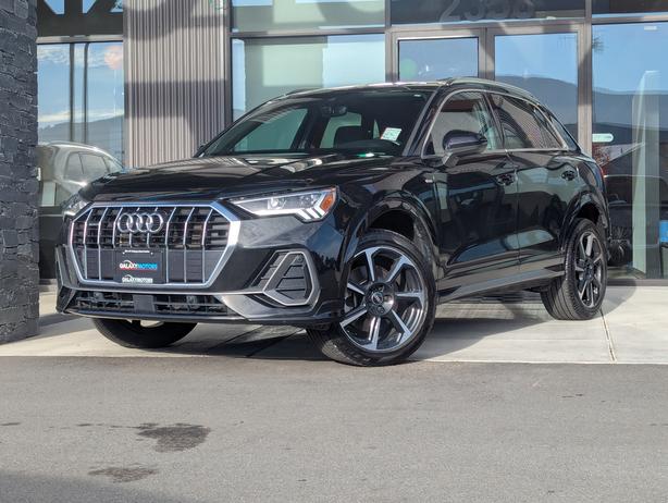 2024 Audi Q3 Progressiv - No accidents, Heated Seats, Sunroof image 1