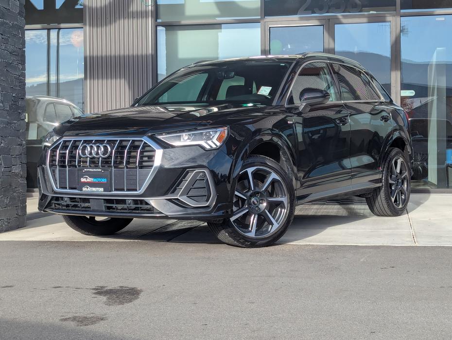 2024 Audi Q3 Progressiv - No accidents, Heated Seats, Sunroof display photo