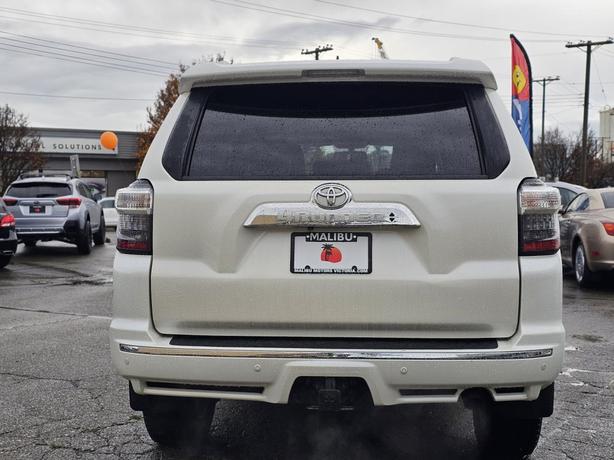 2015 Toyota 4Runner 4WD 4dr V6 SR5 image 3