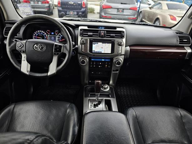 2015 Toyota 4Runner 4WD 4dr V6 SR5 image 6