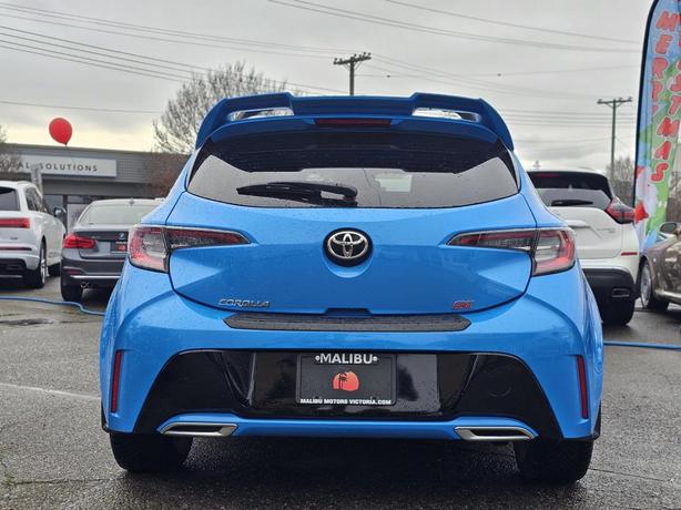 2019 Toyota Corolla Hatchback CVT image 3