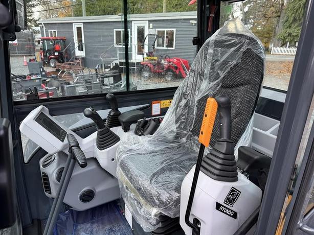 2025 Hyundai HX55Acr Excavator image 8