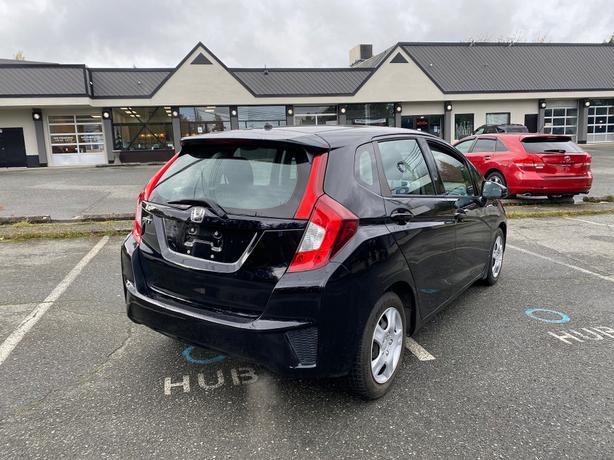 2016 Honda  Fit LX image 5