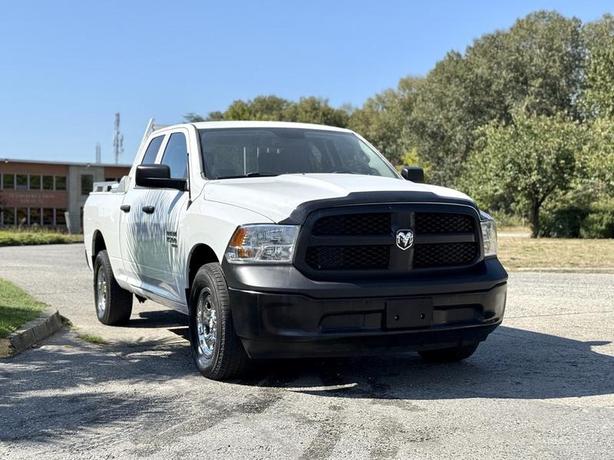 2019 RAM 1500 Classic Tradesman Quad Cab 4WD image 2