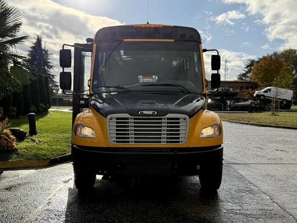 2022 Freightliner B2 36-Passenger Cummins Diesel Bus image 3