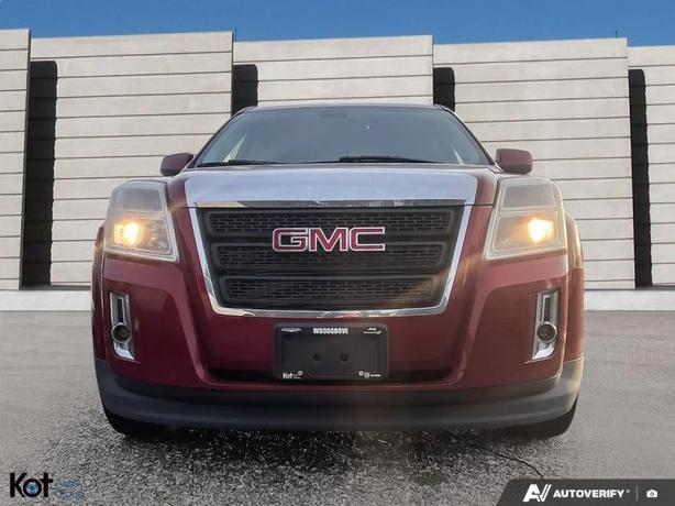 2010 GMC TERRAIN image 2
