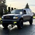 2004 Toyota Tacoma TRD Off Road 4x4 with Canopy thumbnail image 4