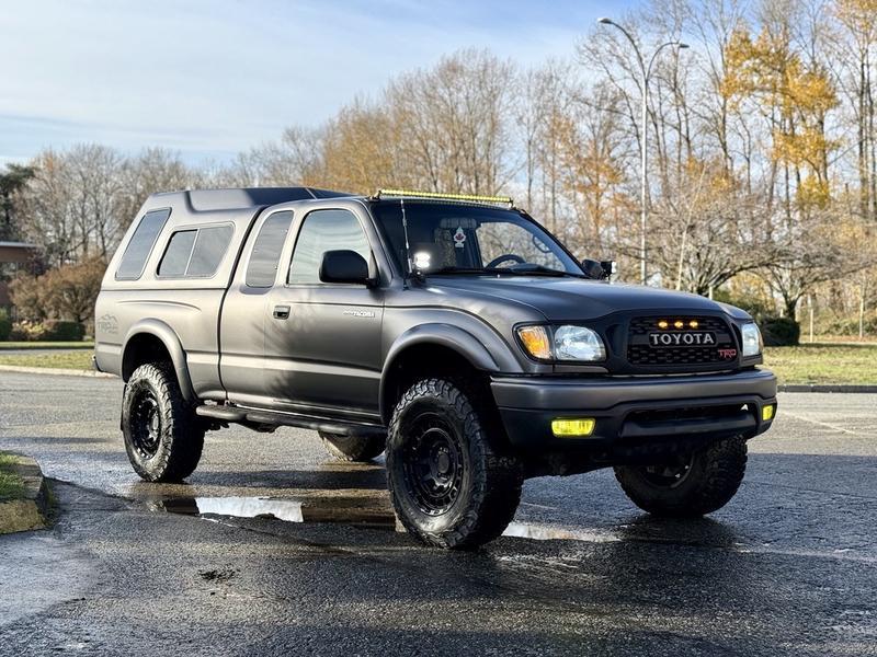 2004 Toyota Tacoma TRD Off Road 4x4 with Canopy display photo