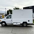 2007 Ford E-350 Super Duty Diesel 10-Foot Cube Van with Rear Work Shelves thumbnail image 6