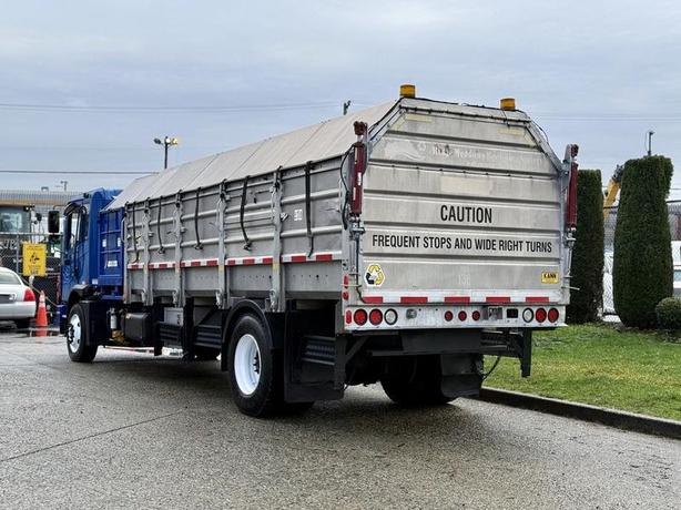 2017 Autocar Xpert Cummins Recycling Dump Truck image 8