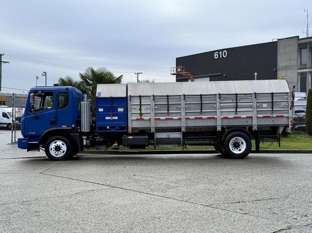 2017 Autocar Xpert Cummins Recycling Dump Truck image 6