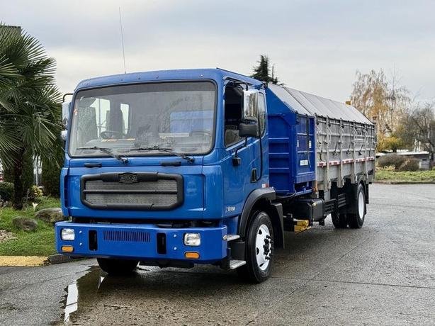 2017 Autocar Xpert Cummins Recycling Dump Truck image 4