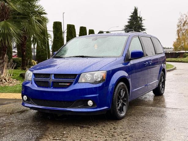 2020 Dodge Grand Caravan GT 7-Passenger Minivan image 4