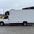 2008 Chevrolet Express 3500 16-Foot Cube Van with Power Tommy Lift Gate thumbnail image 6