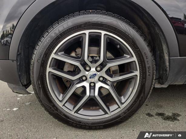 2016 Ford Explorer Sport 4WD | No Reported Accidents! image 6