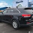 2016 Kia Sorento 2.4L LX | Low KM | Heated Seats! thumbnail image 4