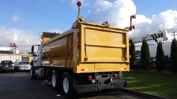2015 International WorkStar 7600 Dump Truck With Plow/Spreader Air Brakes Diesel image 8