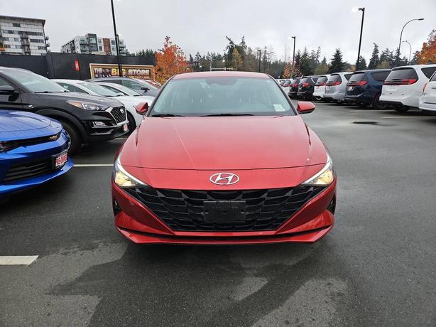 2021 Hyundai Elantra Preferred | No Reported Accidents! image 2