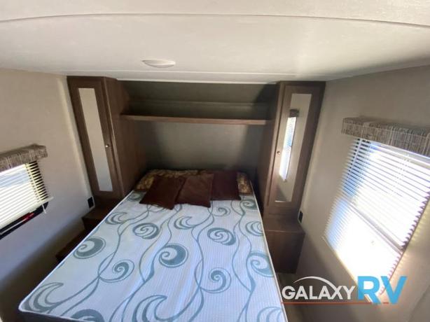 Used 2019 Keystone RV Hideout 21FQWE image 5