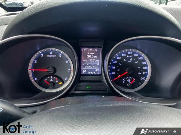 2014 Hyundai Santa Fe Sport Premium HEATED SEATS! BLUETOOTH! image 8