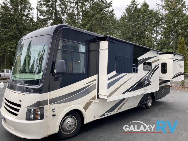 Used 2019 Coachmen RV Pursuit 32WC display photo