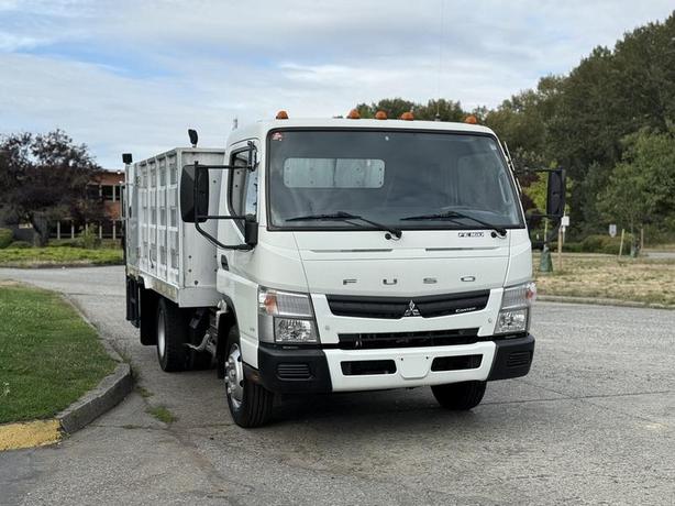 2014 Mitsubishi Fuso FE Flat Deck High Rail with Tommy Power Tailgate Diesel image 2