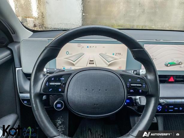 2024 Hyundai IONIQ 5 Preferred PANORAMIC SUNROOF! HEATED & VENTILATED FRONT SEAT image 7