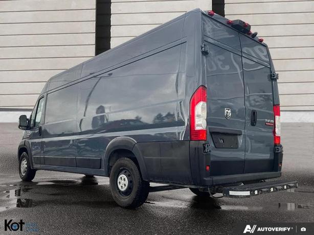 2022 RAM PROMASTER CARGO VAN image 4
