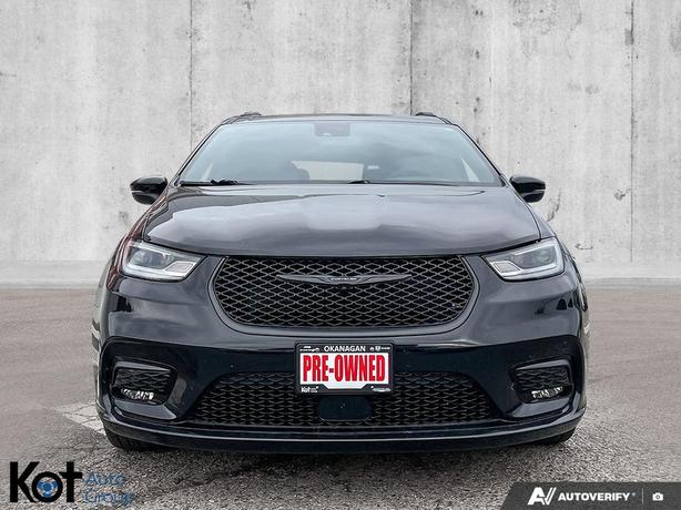 2023 Chrysler Pacifica Touring L | Power Sunroof | Remote Start | Heated Seats & image 2