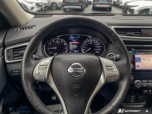 2015 Nissan Rogue SL SUNROOF! LEATHER SEATS! 360 DEGREE CAMERA! image 7