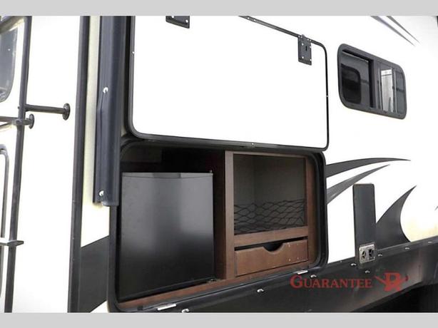 Used 2019 Grand Design Reflection 285BHTS image 7