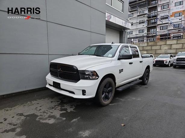 2023 RAM 1500 Classic Express 4x4 Crew Cab 5'7 Box | No Reported Accidents | Low image 1