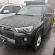 2024 Toyota 4Runner Base ! BACKUP CAMERA! LANE KEEP ASSIST! BLUETOOTH! LOW KMS! thumbnail image 2