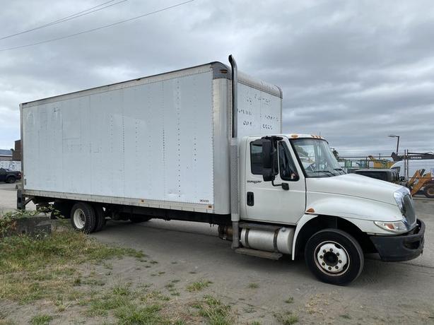 2014 International Durastar 4300 24 foot Cube Van Power Tailgate Diesel With Hyd image 7