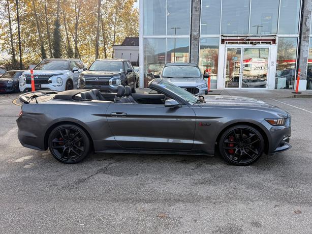 2017 Ford Mustang GT Premium - Convertible, Leather, Navigation image 5