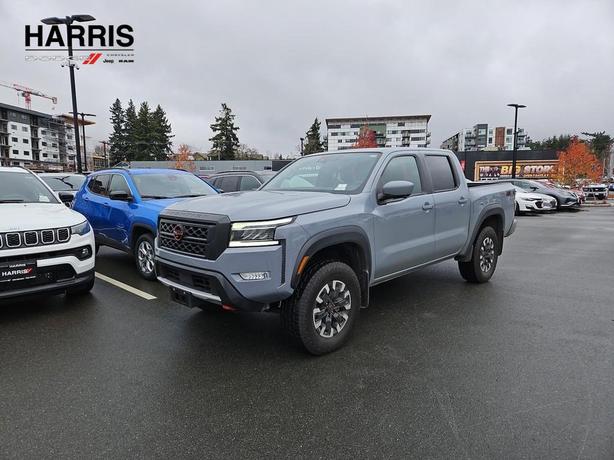 2022 Nissan Frontier PRO-4X | No Reported Accidents! image 1